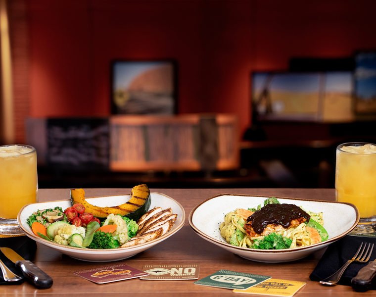 Outback lança opções de saboroso pratos fit, as novidades chegam para clientes que buscam opções mais leves: macarrão de tapioca e salada de quinoa